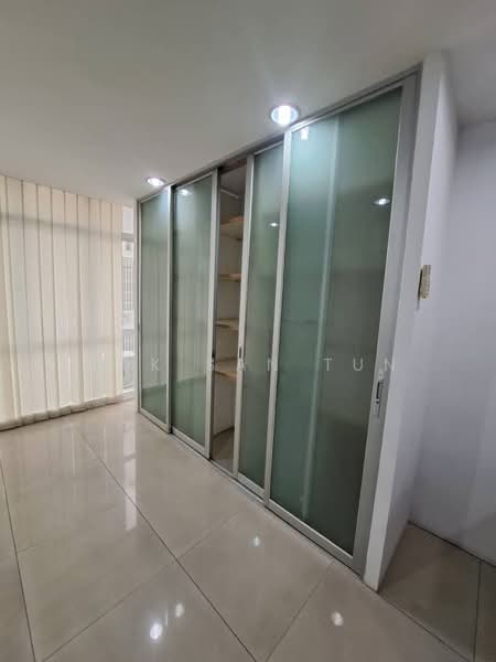 Shop / Office for Rent in Bandar Puteri Puchong (Puchong) - Sok San Tun - Interior - PropertyGuru.com.my