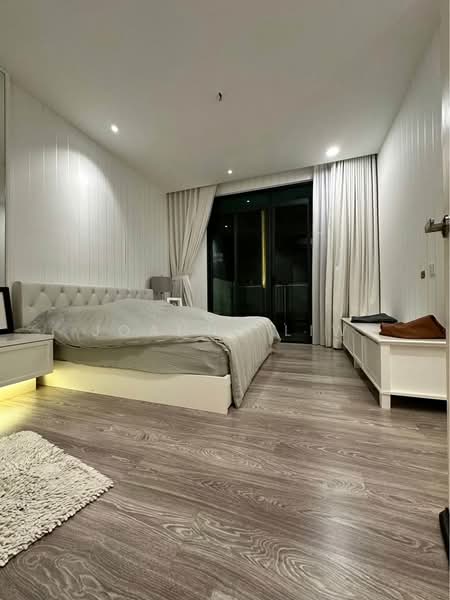 3.5 Storey Iconic Skies Villa , Private Lift Gated Guarded @ Relau untuk Untuk Disewa - RM 8,000 /bulan, Mac 2026 - Bedroom - PropertyGuru.com.my