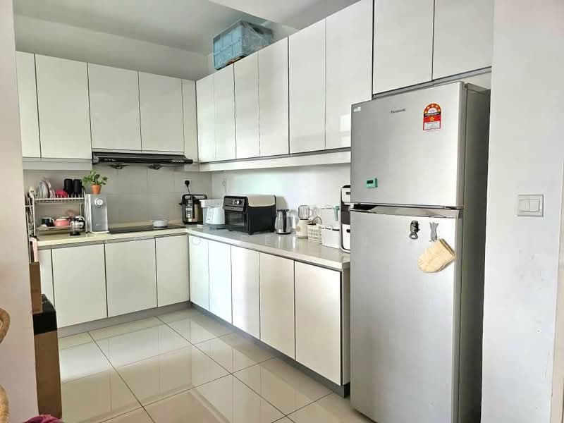 Austin Suites (Permata Austin) untuk Untuk Dijual - RM 415,000, Mac 2026 - Kitchen - PropertyGuru.com.my