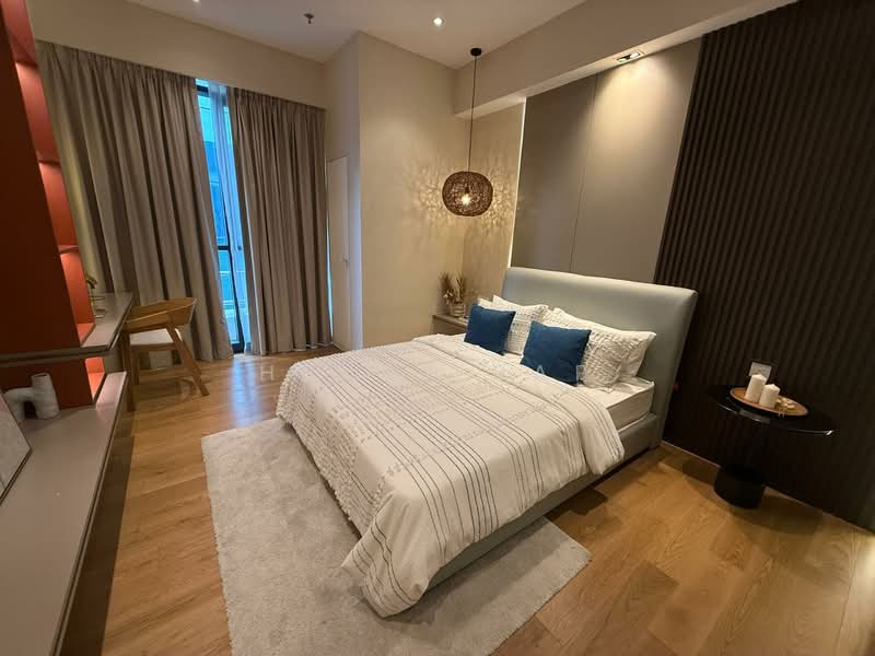 Service Residence for Sale at Golden Crown Residence - Henry Yap - Bedroom - PropertyGuru.com.my