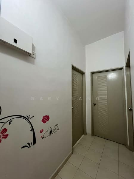 2-storey Terraced House for Sale in Bandar Seri Botani (Simpang Pulai) - Gary Tang - Corridor - PropertyGuru.com.my