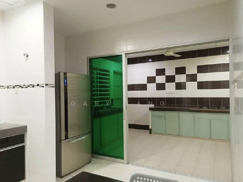 2-storey Terraced House for Sale in Bandar Seri Botani (Simpang Pulai) - Gary Tang - Kitchen - PropertyGuru.com.my