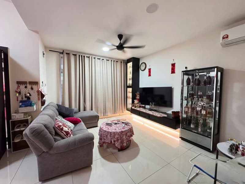 Taman Bestari Indah untuk Untuk Dijual - RM 1,150,000, Mac 2026 - Living Room - PropertyGuru.com.my