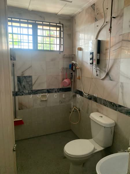 2-storey Terraced House for Sale in Taman Sri Putri (Skudai) - Joyce Gan - Bathroom - PropertyGuru.com.my