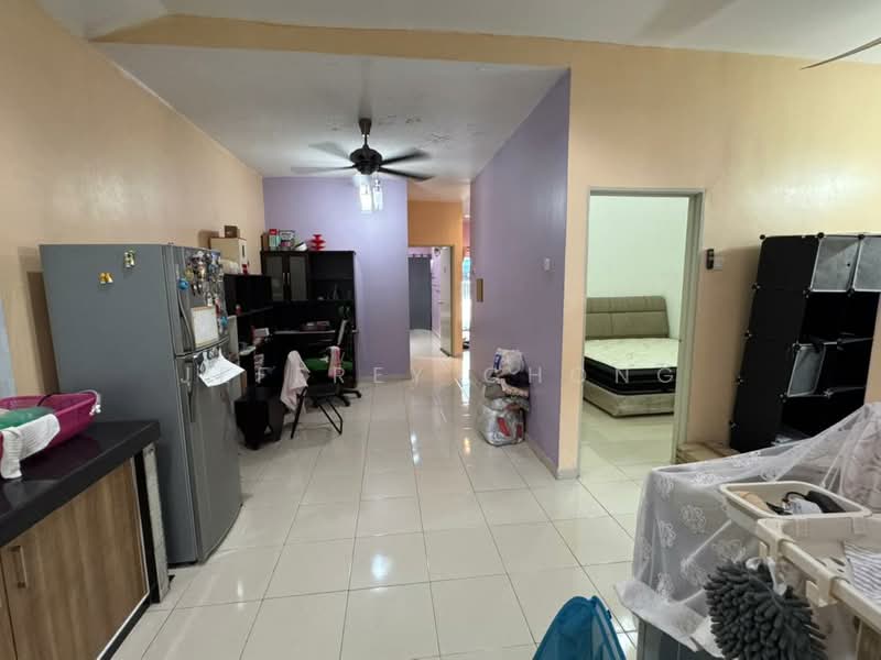 Nusari Aman 2 untuk Untuk Dijual - RM 280,000, Apr 2026 - Living Room - PropertyGuru.com.my