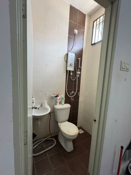 Nusari Aman 2 untuk Untuk Dijual - RM 280,000, Apr 2026 - Bathroom - PropertyGuru.com.my
