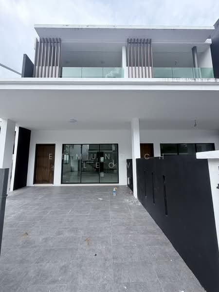 Hijauan Selayang untuk Untuk Disewa - RM 4,500 /bulan, Mac 2026 - Exterior - PropertyGuru.com.my