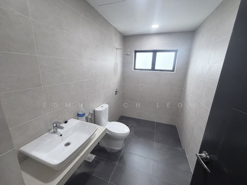 Hijauan Selayang untuk Untuk Disewa - RM 4,500 /bulan, Mac 2026 - Bathroom - PropertyGuru.com.my