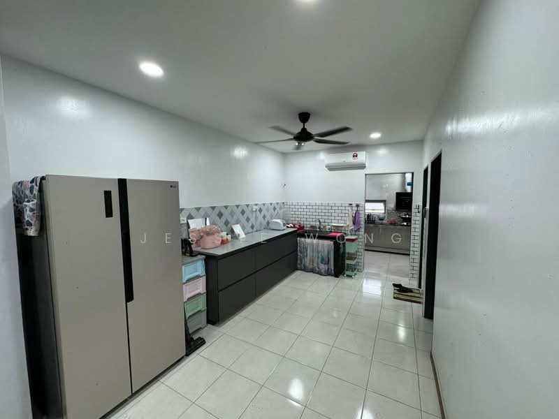 2-storey Terraced House for Sale in Taman Scientex Rawang (Rawang) - Jessie Wong - Kitchen - PropertyGuru.com.my