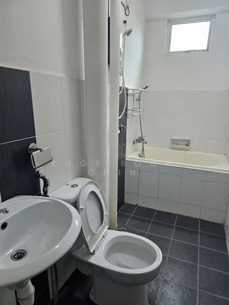 Pinang Laguna untuk Untuk Disewa - RM 1,500 /bulan, Mac 2026 - Bathroom - PropertyGuru.com.my