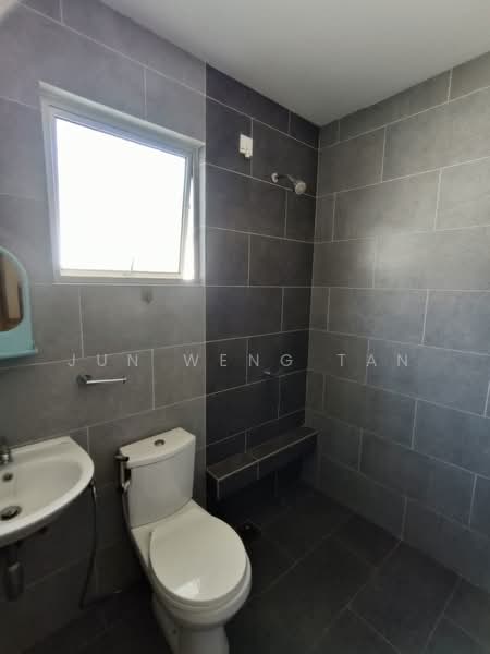 2-storey Terraced House for Rent in Masai (Johor) - Jun Weng Tan - Bathroom - PropertyGuru.com.my