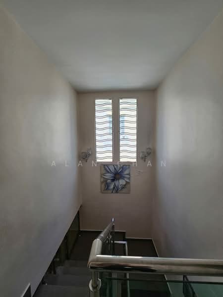 2-storey Terraced House for Sale in Lestari Putra (Seri Kembangan) - Alan Chan - Interior - PropertyGuru.com.my