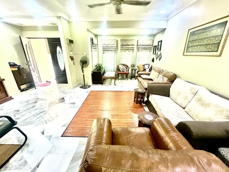 Seksyen 7 untuk Untuk Dijual - RM 670,000, Mac 2026 - Living Room - PropertyGuru.com.my