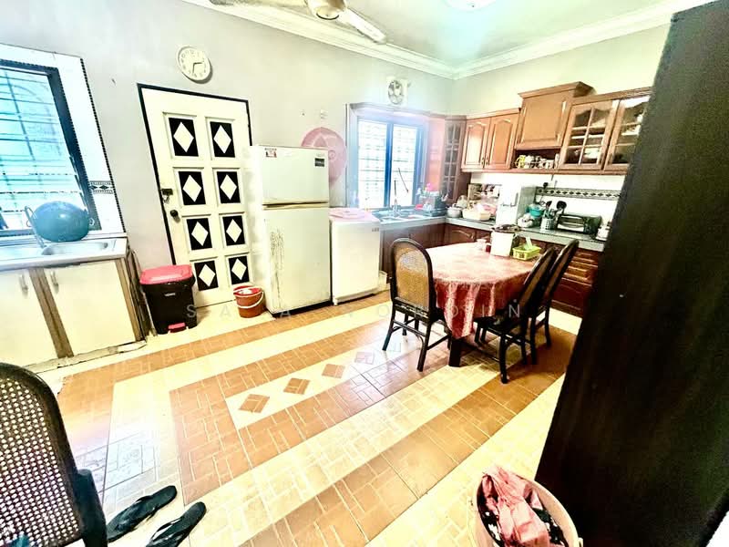 Seksyen 7 untuk Untuk Dijual - RM 670,000, Mac 2026 - Kitchen - PropertyGuru.com.my