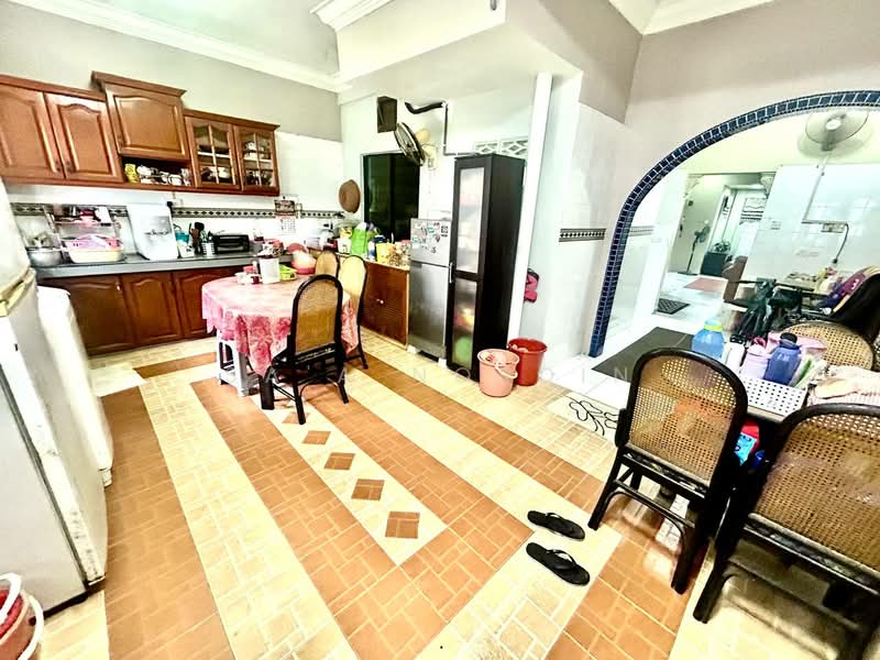 Seksyen 7 untuk Untuk Dijual - RM 670,000, Mac 2026 - Kitchen - PropertyGuru.com.my