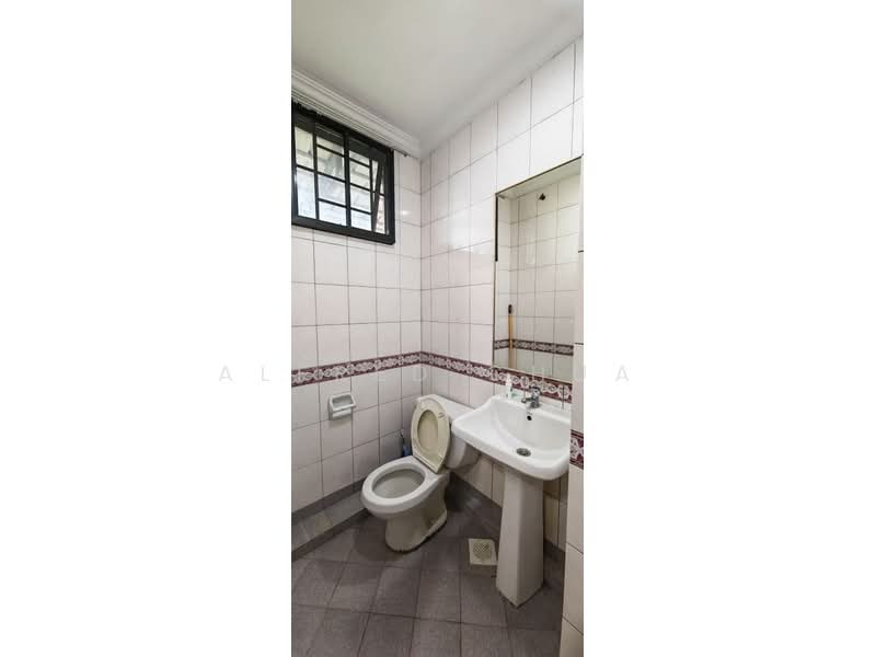 Condominium for Sale at Village Grove - Alfred Chua - Bathroom - PropertyGuru.com.my