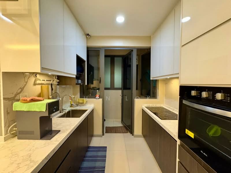 United Point (Residensi Berpadu) untuk Untuk Disewa - RM 2,600 /bulan, Mac 2026 - Kitchen - PropertyGuru.com.my