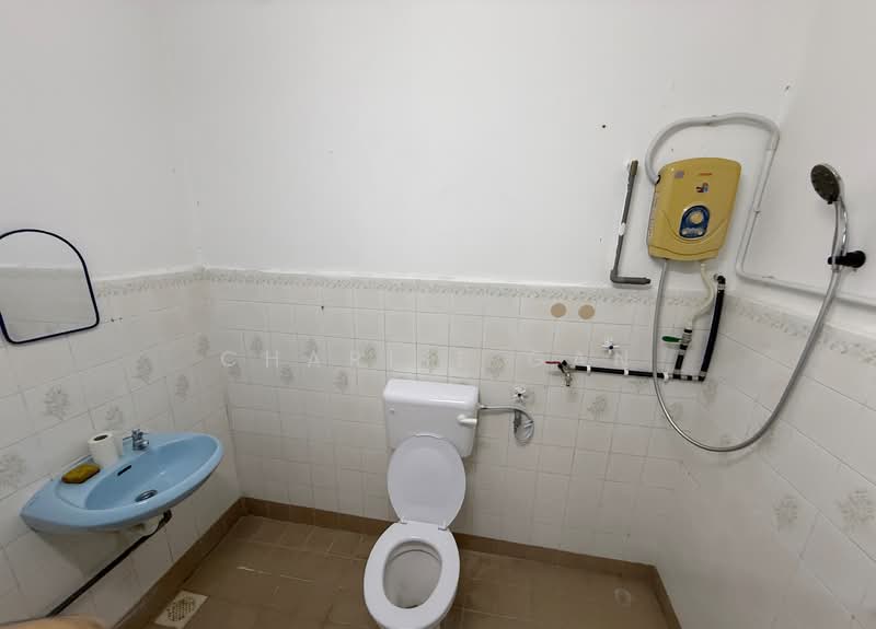 Terraced House for Sale in Klang (Selangor) - Charlie Gan - Bathroom - PropertyGuru.com.my
