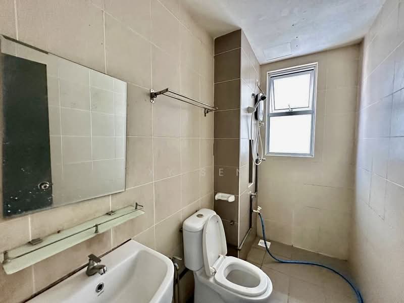 Condominium for Sale at The Aliff Residences (Alif Utama) - XY Sen - Bathroom - PropertyGuru.com.my