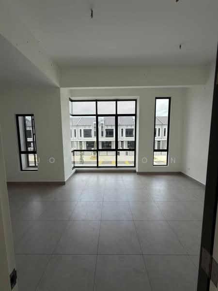 2-storey Terraced House for Sale in Taman Mount Austin (Tebrau) - Jocelyn Onn - Living Room - PropertyGuru.com.my
