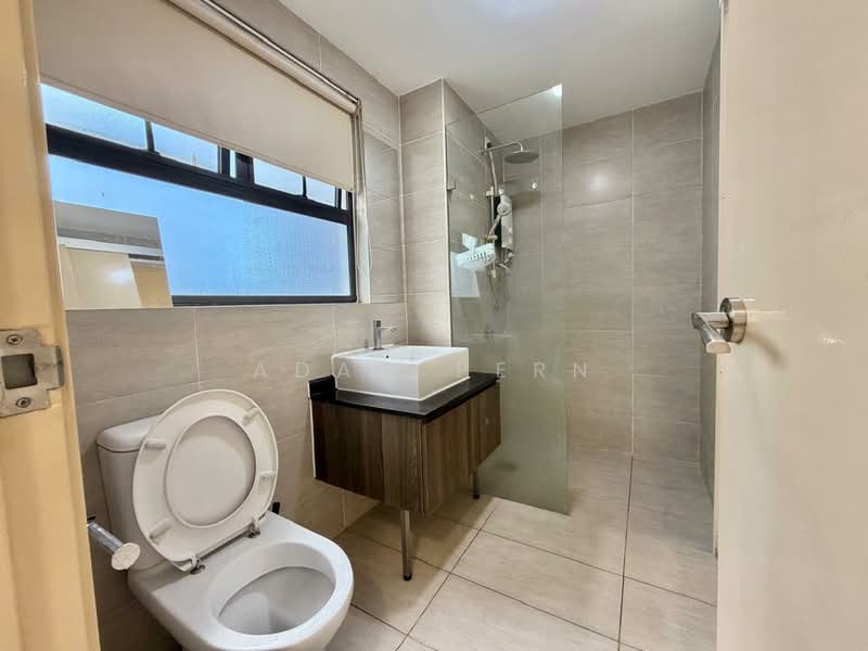 Service Residence for Sale at Maisson - Adam Pern - Bathroom - PropertyGuru.com.my