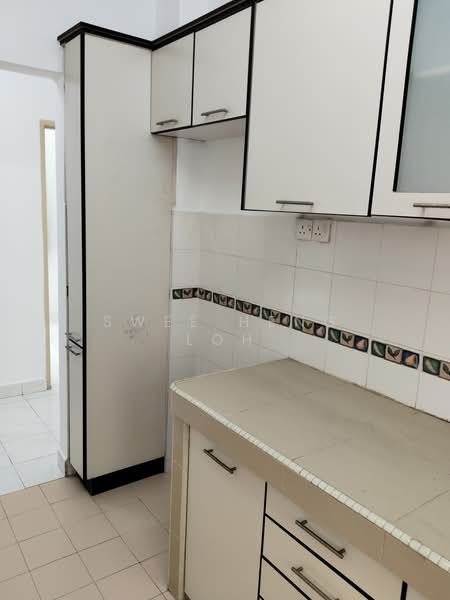 Apartment for Sale at Pangsapuri Carmila - Swee Heng Loh - Kitchen - PropertyGuru.com.my