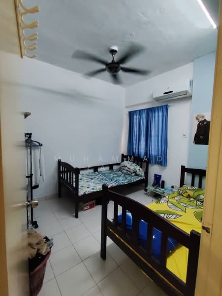 Condominium for Sale at Langat Jaya Condominium - Muhammad Faiz - Bedroom - PropertyGuru.com.my