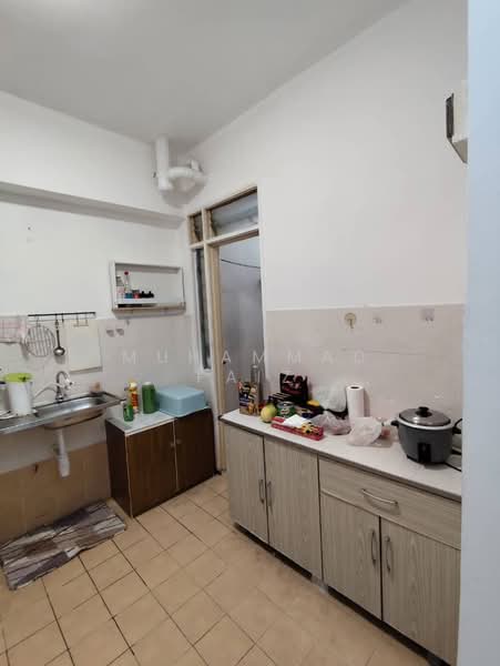 Condominium for Sale at Langat Jaya Condominium - Muhammad Faiz - Kitchen - PropertyGuru.com.my