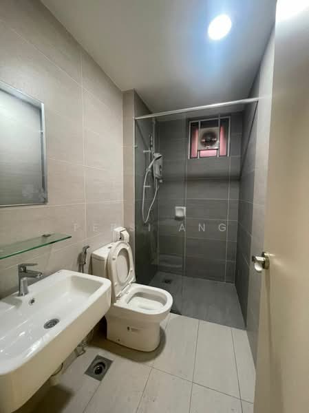 Service Residence for Rent at Gravit8, Klang - Pepsi Ang - Bathroom - PropertyGuru.com.my