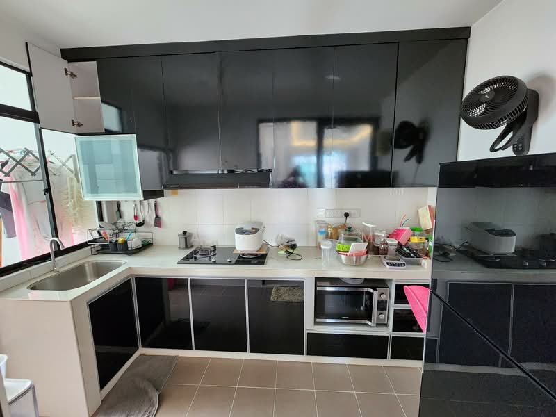 Service Residence for Sale at Jentayu Residensi @ Tampoi - Jason Lim - Kitchen - PropertyGuru.com.my