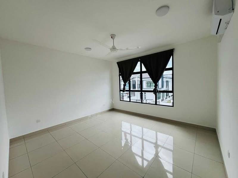 Cluster House for Rent in Mutiara Rini (Skudai) - John Lim - Interior - PropertyGuru.com.my