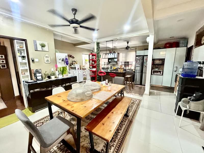 2-storey Terraced House for Sale in Taman Sri Andalas (Klang) - Sa'a Nordin - Kitchen - PropertyGuru.com.my