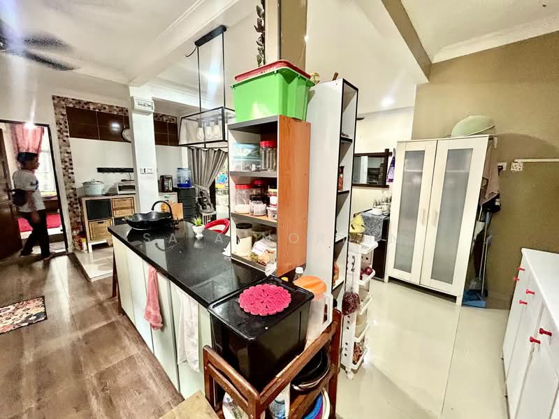 2-storey Terraced House for Sale in Taman Sri Andalas (Klang) - Sa'a Nordin - Kitchen - PropertyGuru.com.my