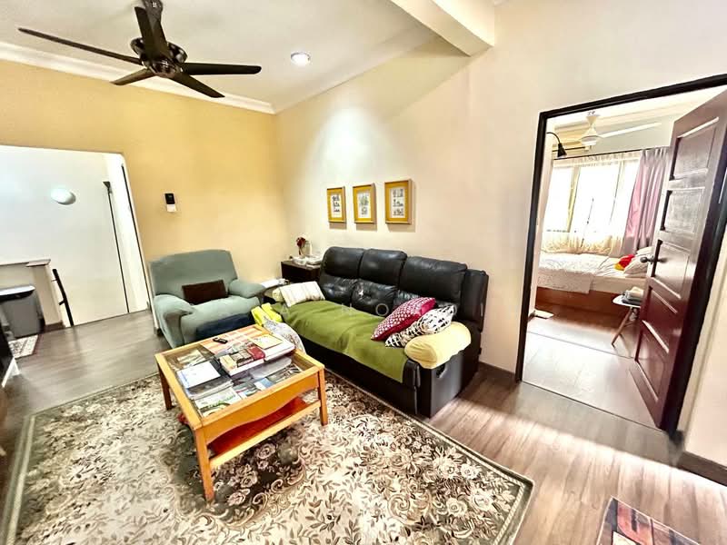 2-storey Terraced House for Sale in Taman Sri Andalas (Klang) - Sa'a Nordin - Living Room - PropertyGuru.com.my