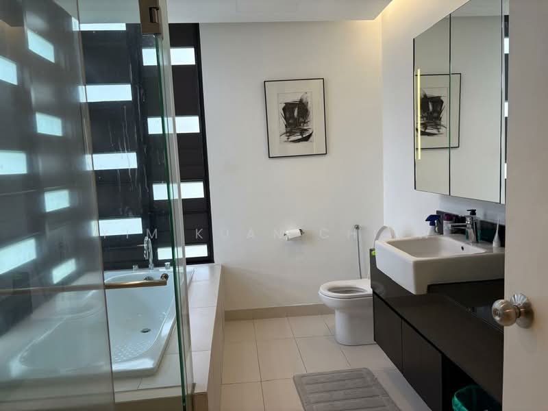 Condominium for Sale at Five Stones - Yim Kuan Chiew - Bathroom - PropertyGuru.com.my