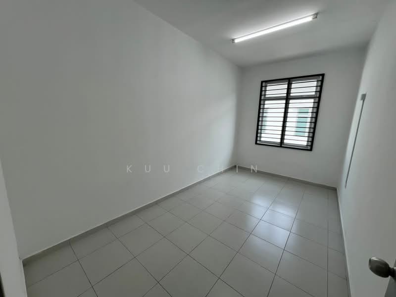 2.5-storey Terraced House for Sale in Taman Scientex Utama (Senai) - Kuu Chin - PropertyGuru.com.my