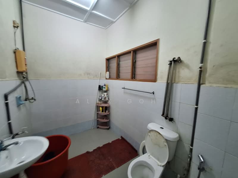 Semi-Detached House for Sale in Taman Tun Dr Ismail (Kuala Lumpur) - Alex Goh - Bathroom - PropertyGuru.com.my