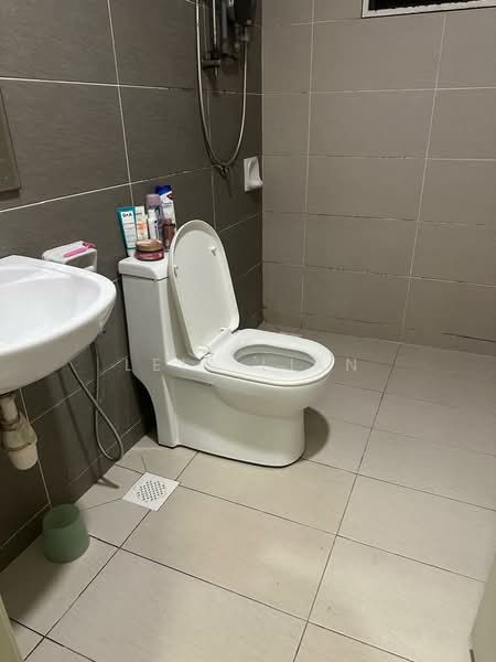 Condominium for Rent at Skyvilla @ D'Island - Leia Lian - Bathroom - PropertyGuru.com.my