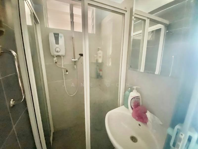 Apartment for Sale at Puncak Erskine - Jane Goh - Bathroom - PropertyGuru.com.my