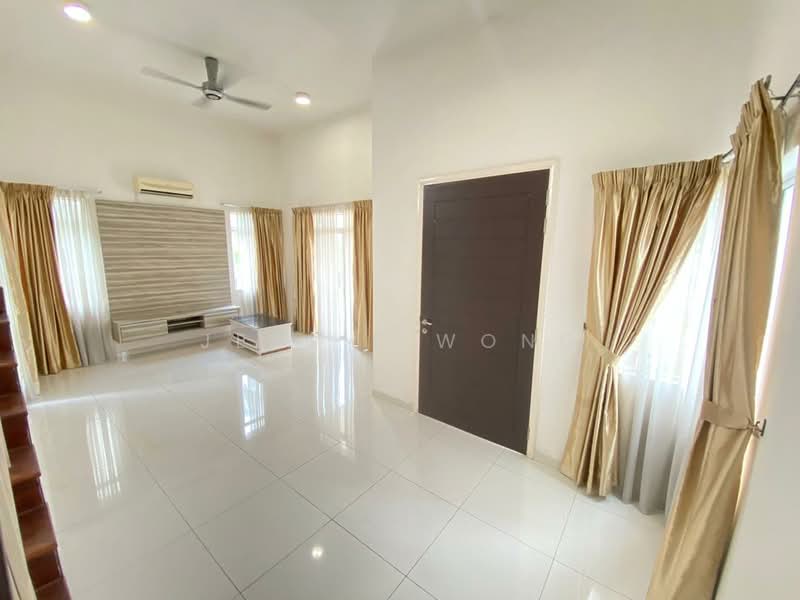 Semi-Detached House for Sale in Kota Emerald (Rawang) - Jessie Wong - Living Room - PropertyGuru.com.my