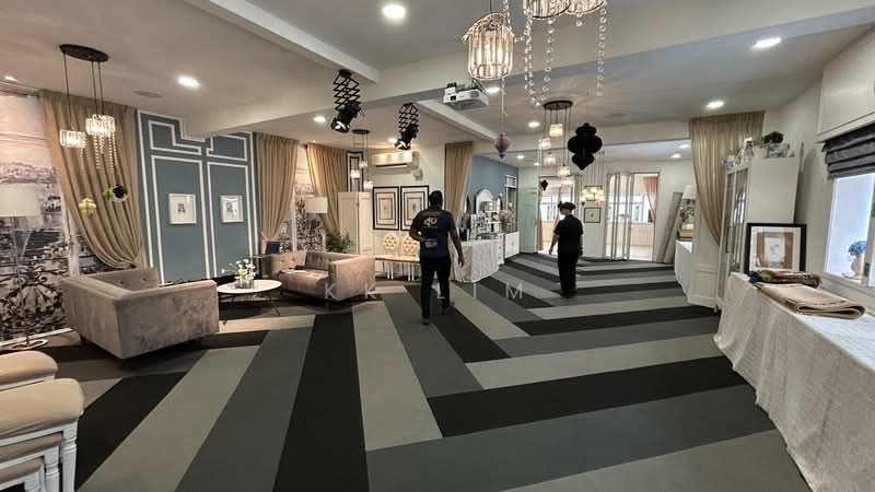 Shop / Office for Rent in Taman Tun Dr Ismail (Kuala Lumpur) - KK Lim - Living Room - PropertyGuru.com.my