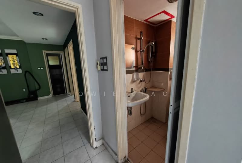 Flora Damansara Apartment untuk Untuk Disewa - RM 240,000 /bulan, Mac 2026 - Corridor - PropertyGuru.com.my