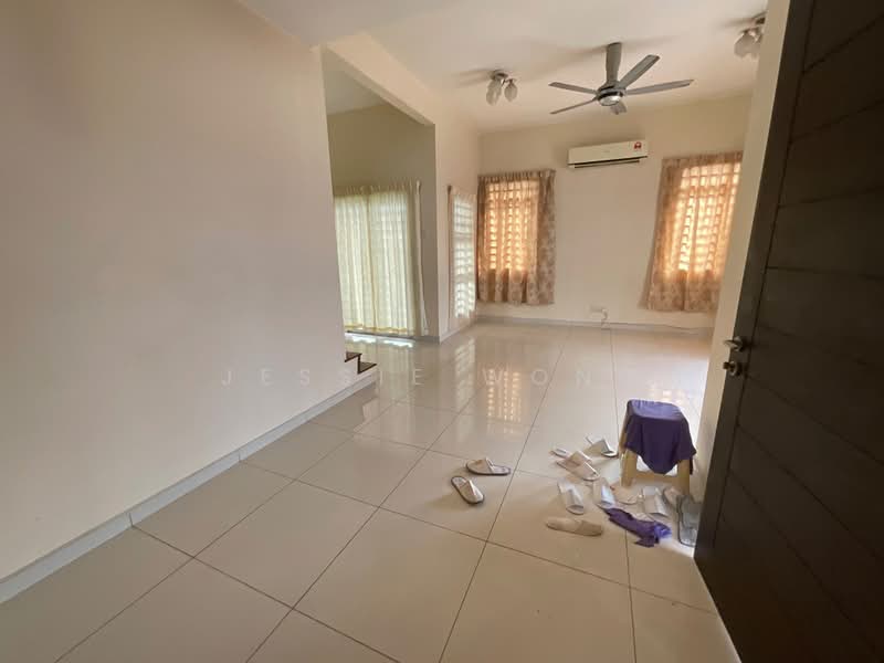 Semi-Detached House for Sale in Kota Emerald (Rawang) - Jessie Wong - Living Room - PropertyGuru.com.my