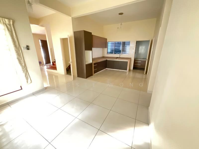 Semi-Detached House for Sale in Kota Emerald (Rawang) - Jessie Wong - Kitchen - PropertyGuru.com.my