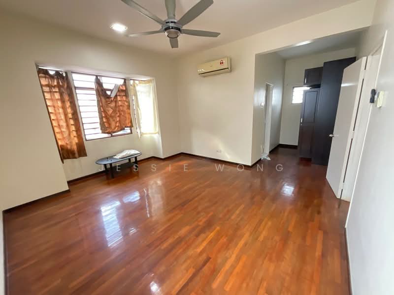 Semi-Detached House for Sale in Kota Emerald (Rawang) - Jessie Wong - Living Room - PropertyGuru.com.my