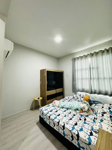 Condominium for Sale at Skyvilla Residences - Alfred Chua - Bedroom - PropertyGuru.com.my