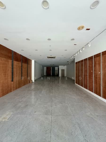 4.5 STOREY BUILDING 9869SF WITH LIFT RENT ABU SITI LANE GEORGETOWN untuk Untuk Disewa - RM 25,000 /bulan, Mac 2026 - Interior - PropertyGuru.com.my