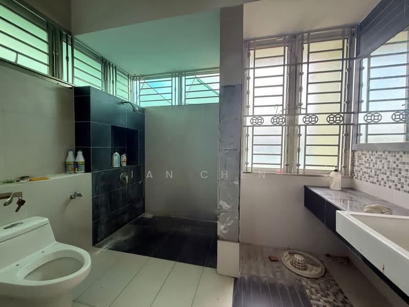 Cluster House for Sale in Taman Nusa Bestari (Iskandar Puteri (Nusajaya)) - Ian Chen - Bathroom - PropertyGuru.com.my
