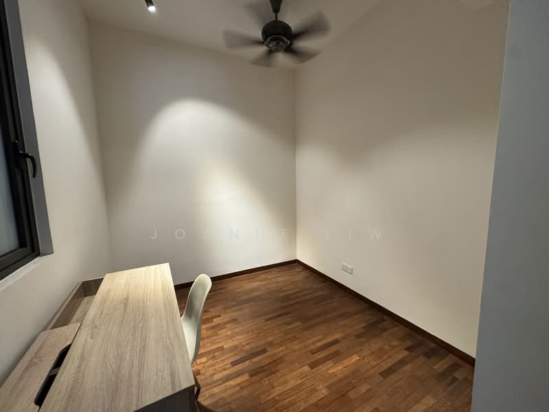 Service Residence for Sale at The Tamarind - Joanne Liw - Study - PropertyGuru.com.my
