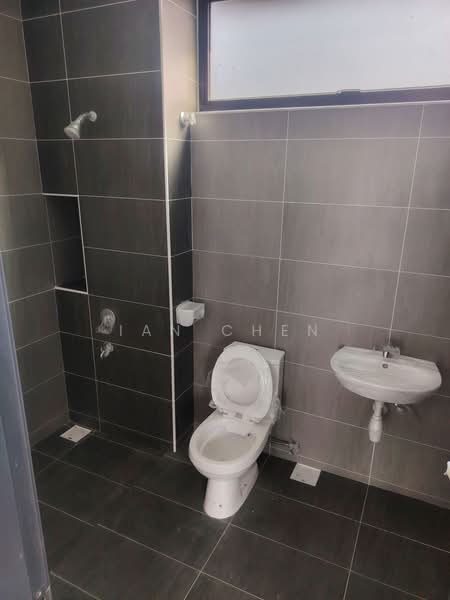 Terraced House for Sale in Johor Bahru (Johor) - Ian Chen - Bathroom - PropertyGuru.com.my